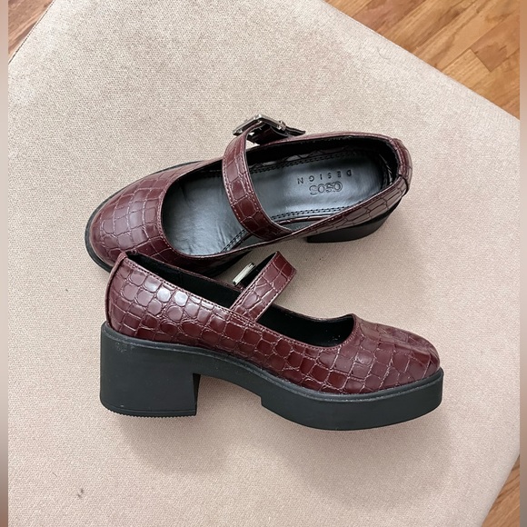ASOS Shoes - ASOS DESIGN Sebi Chunky Mary Jane Heeled Shoes in Burgundy